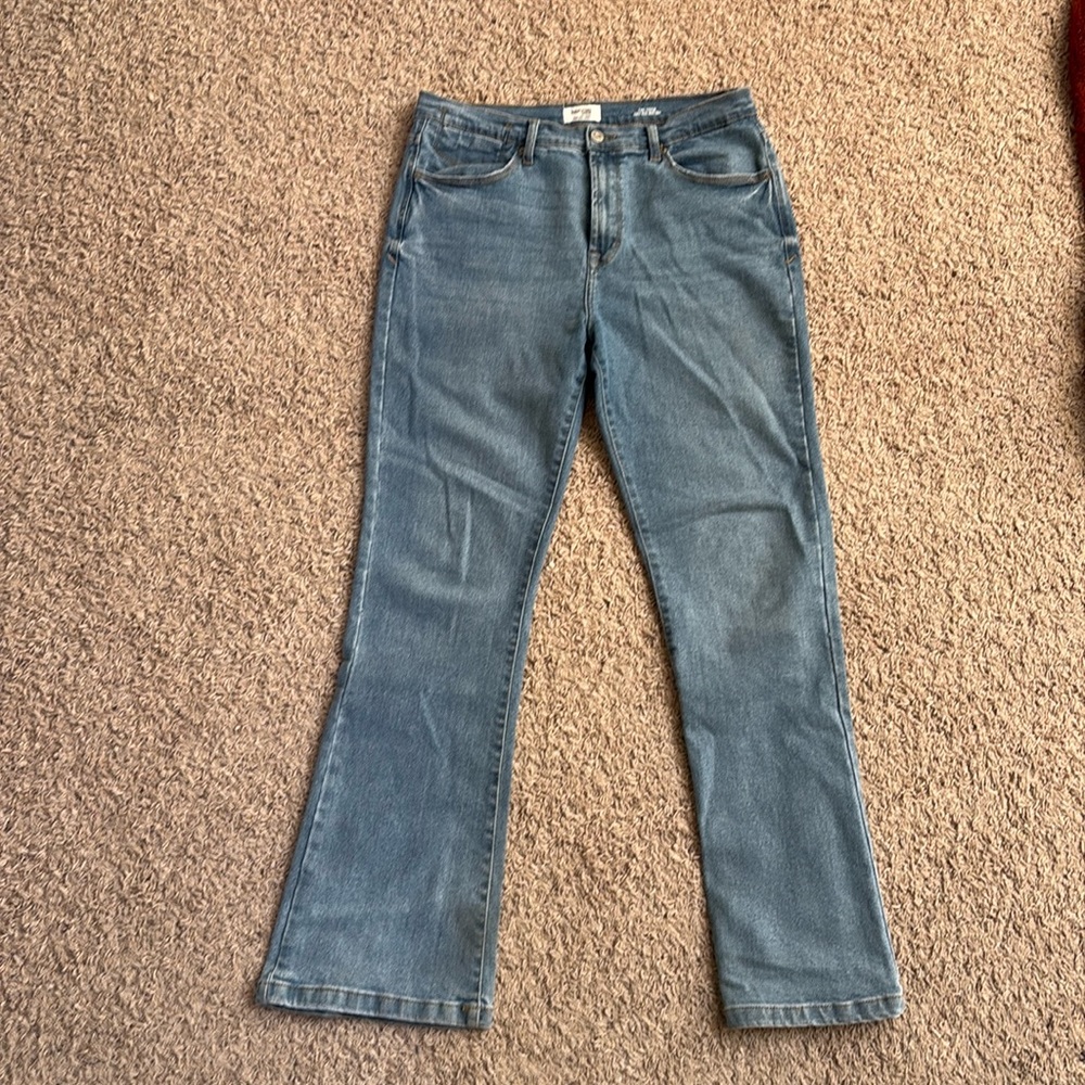 Kensie Jeans Vintage LUXE - The Tessa High Rise Boot Cut
SIZE - 12/31